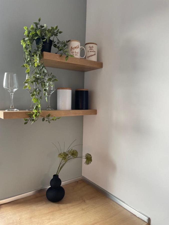 Minimalist 3 * Brasov