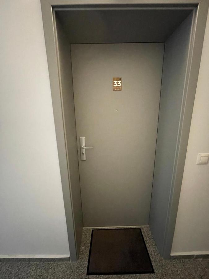 Minimalist 3 Apartment